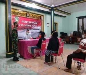 Peran Aktif Babinsa Keprabon Dalam Pengamanan Pembagian BST