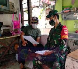 Serda Suyatno Babinsa Kedung Lumbu Aktif Laksanakan Komsos Dengan Tokoh Masyarakat