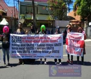 Ribuan Pekerja Seni Di Surabaya Demo Di Balai Kota, Massa Ancam Menginap Di Halaman Kantor