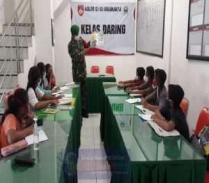 Babinsa Kelurahan Tipes Laksanakan Pendampingan Pembelajaran Daring