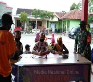 Hindari Pengumpulan Massa, Penyaluran BSP Kecamatan Puhpelem Dilaksanakan Bergantian