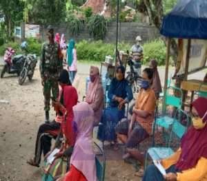 Distribusi BSP Di E-Warung Mendapat Pendampingan Dari Setiap Babinsa Koramil 11/Manyaran
