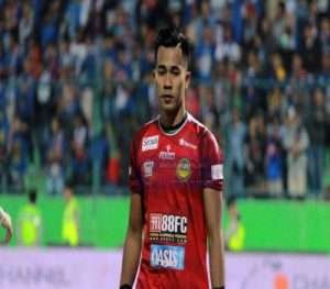 Persebaya Kehilangan Satu Penjaga Gawangnya