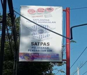 Satlantas Polres Bangkalan Gunakan Handphone Untuk Peganti Pelanggaran ETLE