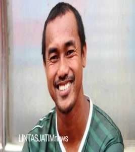 Mat Halil Lelang Jersey Bersejarahnya