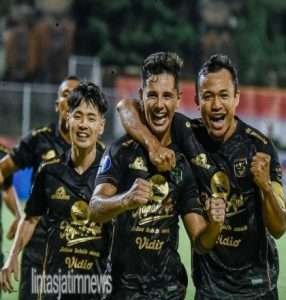 Persebaya Bungkam Bali United 3-1