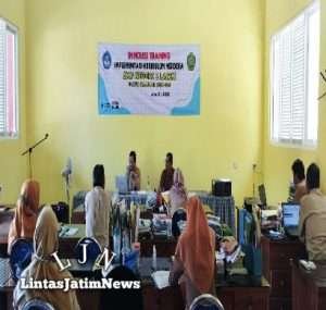 SMP Negeri 1 Laren Selenggarakan IHT IKM