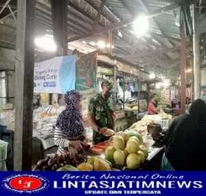 Babinsa Danukusuman Cek Protokol Kesehatan dipasar Tradisonal