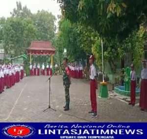 Babinsa Paron Berikan Wawasan Kebangsaan Kepada pelajar SDN-1 Jambangan