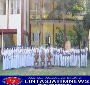 OSIS SMP Negeri 1 Laren Dilantik, Begini Pesan Kepala Sekolah