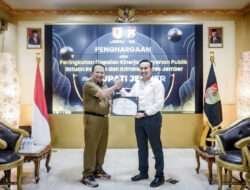 Sebanyak 27 Personel Satreskrim Polres Jember Terima Penghargaan dari Bupati