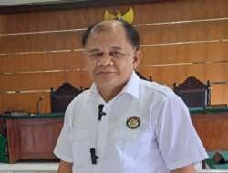 Persidangan Antara Ketua PTUN Palembang Sebagai Penggugat dan Ketua PKN di Kantor PTUN Palembang