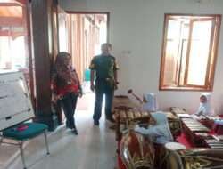 Ini Baru Keren..!!! Serka Jhony Ajak Generasi Muda Lestarikan Budaya Tradisional