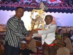 Rayakan HUT TNI, Kodim Sragen Gelar Wayang Kulit Lakon Bimo Krido
