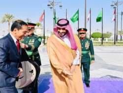 Presiden Jokowi Bertemu dengan PM Arab Saudi di Istana Al-Yamamah