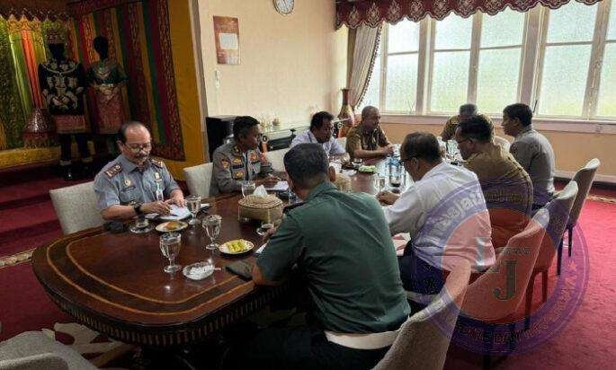 Kakanwil Meurah Budiman usai UPP Satgas Saber Pungli Aceh Lakukan Audiensi dengan Pj.Gubernur Aceh