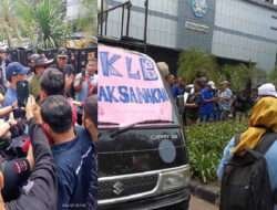Buntut Korupsi Dana Hibah BUMN, PWI Demo Anggotanya