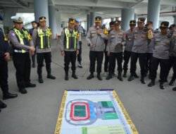 Berjalan Kondusif, Polres Gresik Gelar Pengamanan Pertandingan Gresik United vs Persibo Bojonegoro