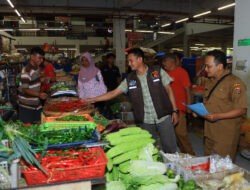 Monitoring Bapokting, Polres Ngawi dan Tim Satgas Pangan Sidak Pasar dan Swalayan