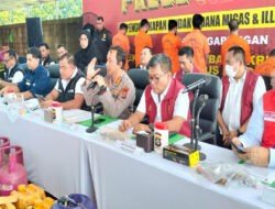 Polri Ungkap Pengoplos Gas LPG Bersubsidi Beromset Rp650 Juta/Bulan