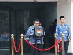Pimpin Upacara, Wamendagri Ribka Ajak Pegawai Perkokoh Ideologi Pancasila, Demokrasi, dan HAM