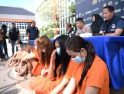 Satresnarkoba Polres Gresik Tangkap Sembilan Tersangka Narkoba, Ratusan Gram Sabu dan 171 Butir Inex Diamankan