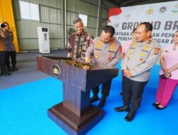 Dukung Penuh Program MBG, Kapolri Hadiri Groundbreaking 9 SPPG Polda Riau