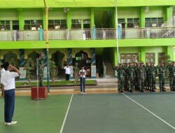 Anggota Kodim Ponorogo Latih Baris Berbaris, Guru dan Siswa Bangga