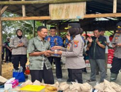 Bedah Rumah Warga di Tulakan, Polres Pacitan Peringati Hari Jadi Polwan ke -77