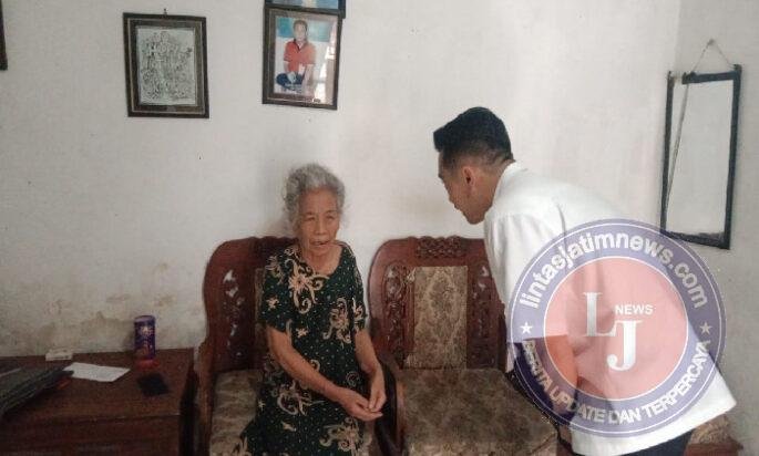 Komisi A DPRD Jatim Berikan Bantuan Bagi Warga Gamis dan Lansia