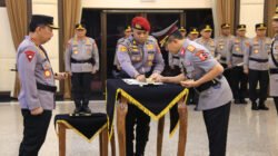 Kapolri Pimpin Sertijab Kabaintelkam dan Dankor Brimob Polri