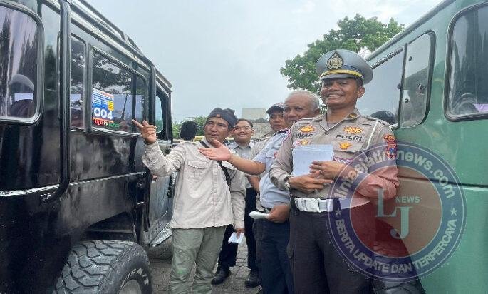 Cegah Kecelakaan, Satlantas Polres Malang Gelar Ramp Check Jeep Wisata Bromo